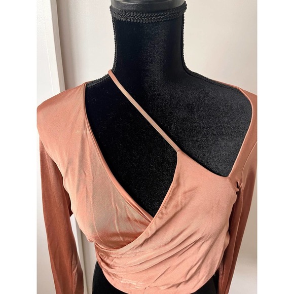 Michelle Mason Blush Crop Top - Medium - Picture 4 of 8